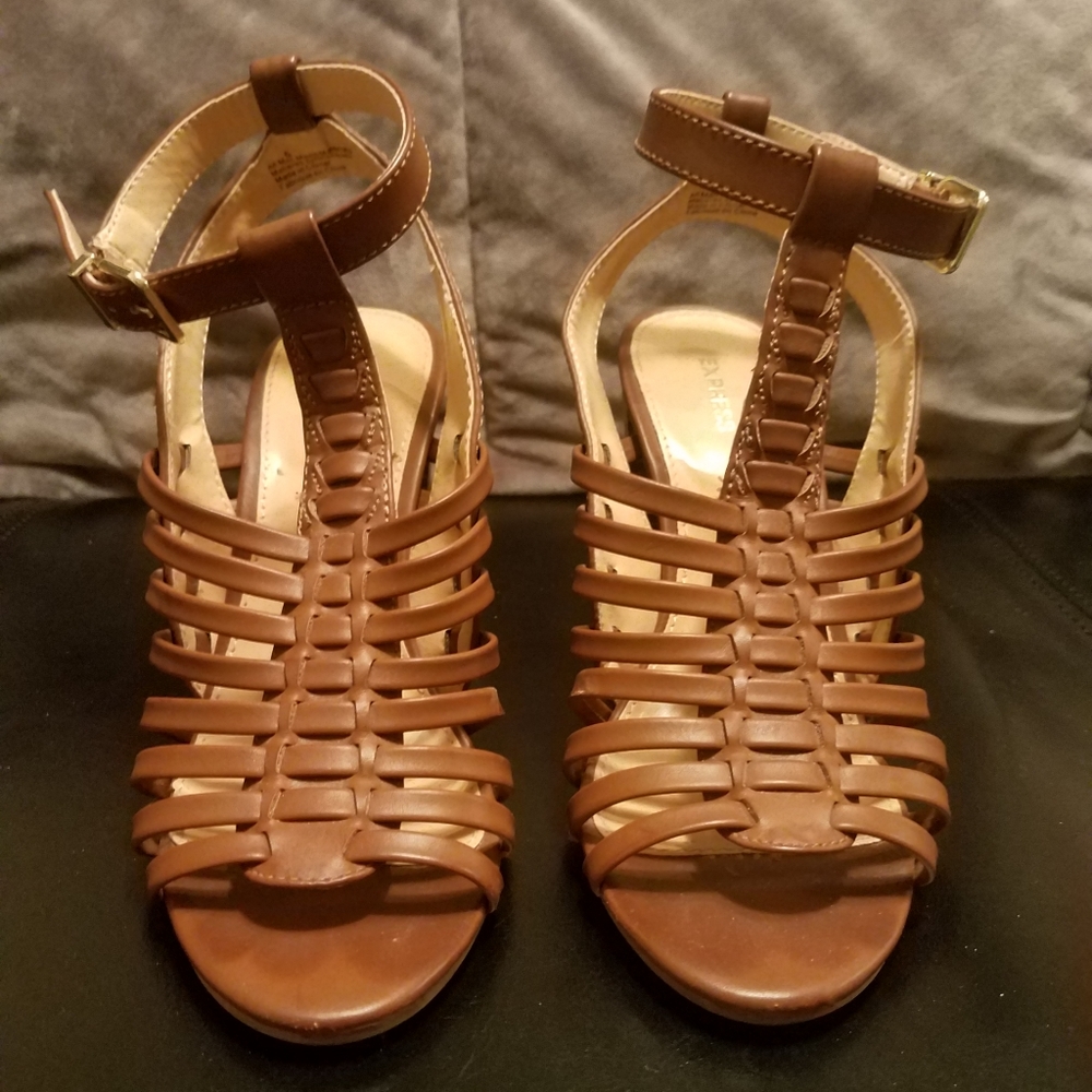 Express size 6 shoes